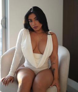 623153923: Chica busca chico en Mallorca