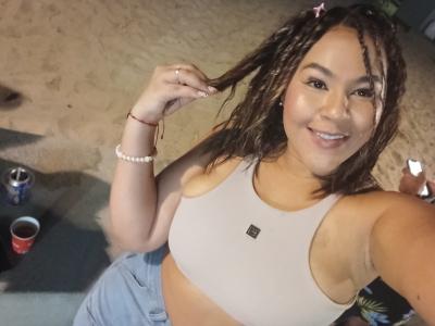 672536385: Chica busca chico en Madrid