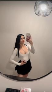 613582720: Chica busca chico en Málaga