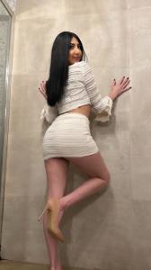 633917228: Chica busca chico en Madrid