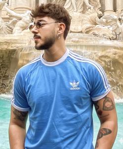 672044911: Chico busca chica en Navarra