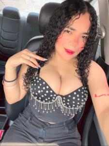 604272540: Chica busca chico en Barcelona