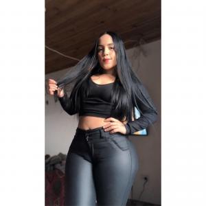 613746909: Chica busca chico en Tenerife