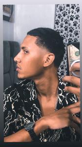 613966445: Chico busca chica en Alicante