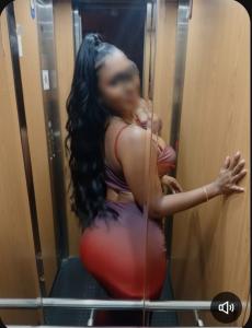603324514: Chica busca chico en Sevilla
