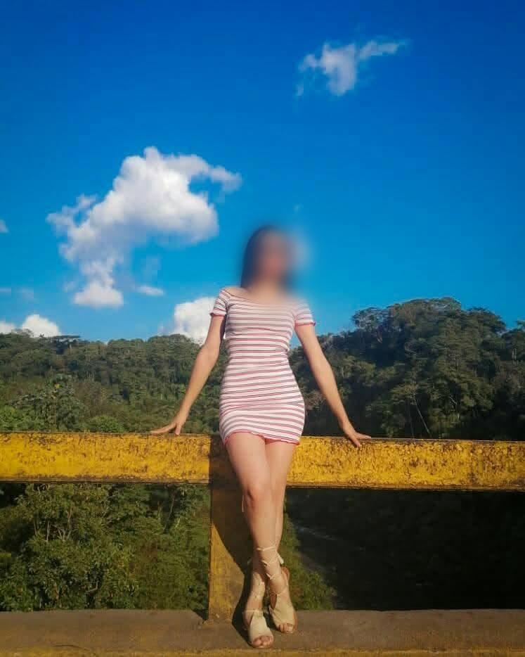 Chica busca chico en Huelva: 