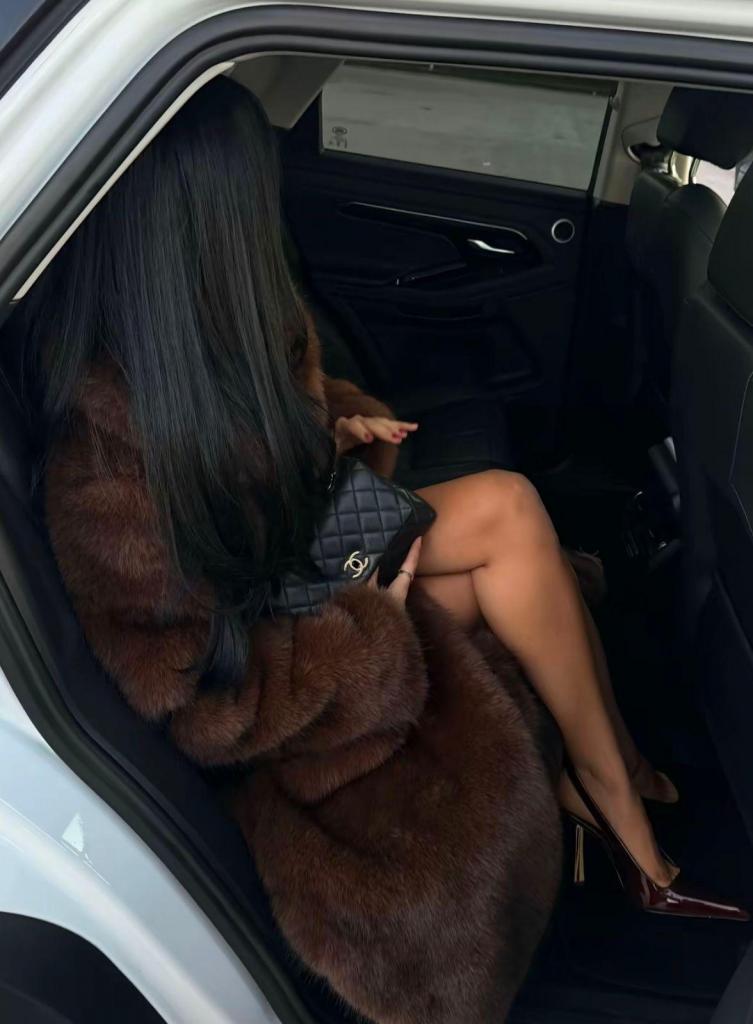 602185133: Chica busca chico en Barcelona