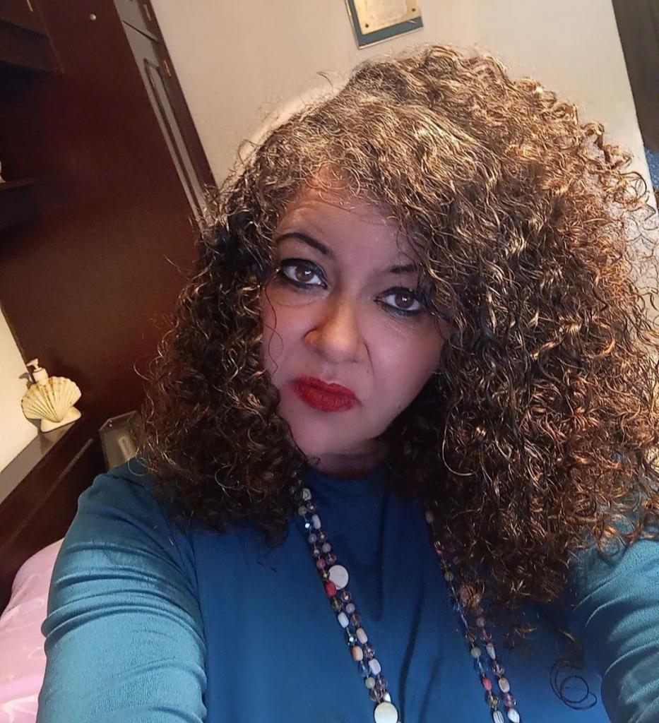 641924872: Chica busca chico en León