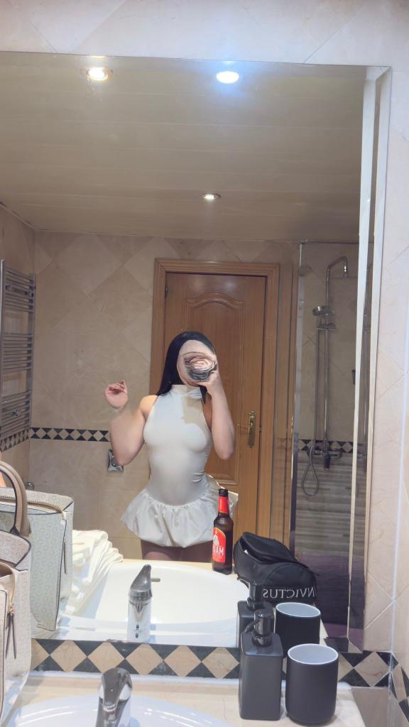 613217840: Chica busca chico en Madrid