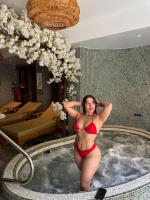 662014621: Chica busca chico en Gerona