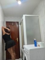 663143832: Chica busca chico en La Coruña