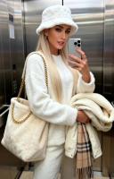 613676197: Chica busca chico en Gerona