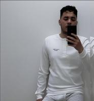 628373017: Chico busca chica en Orense