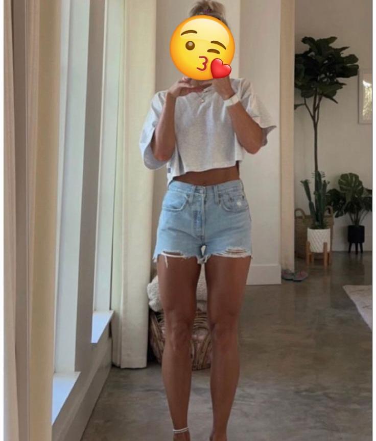 696080761: Chica busca chico en La Coruña