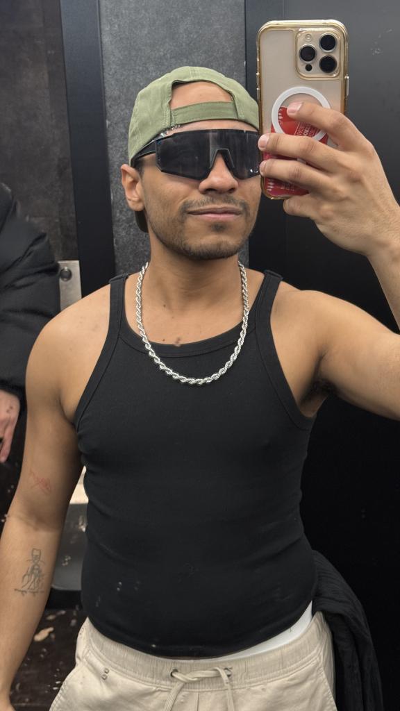 641841651: Chico busca chica en Madrid