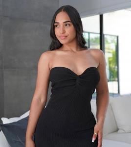 Chica busca chico en Huelva: 