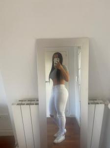 Chica busca chico en Madrid: 