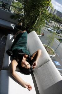 697204477: Chica busca chico en Madrid