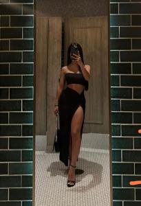 614541868: Chica busca chico en Gerona