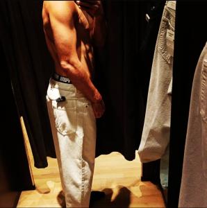 Chico busca chica en Valencia: 