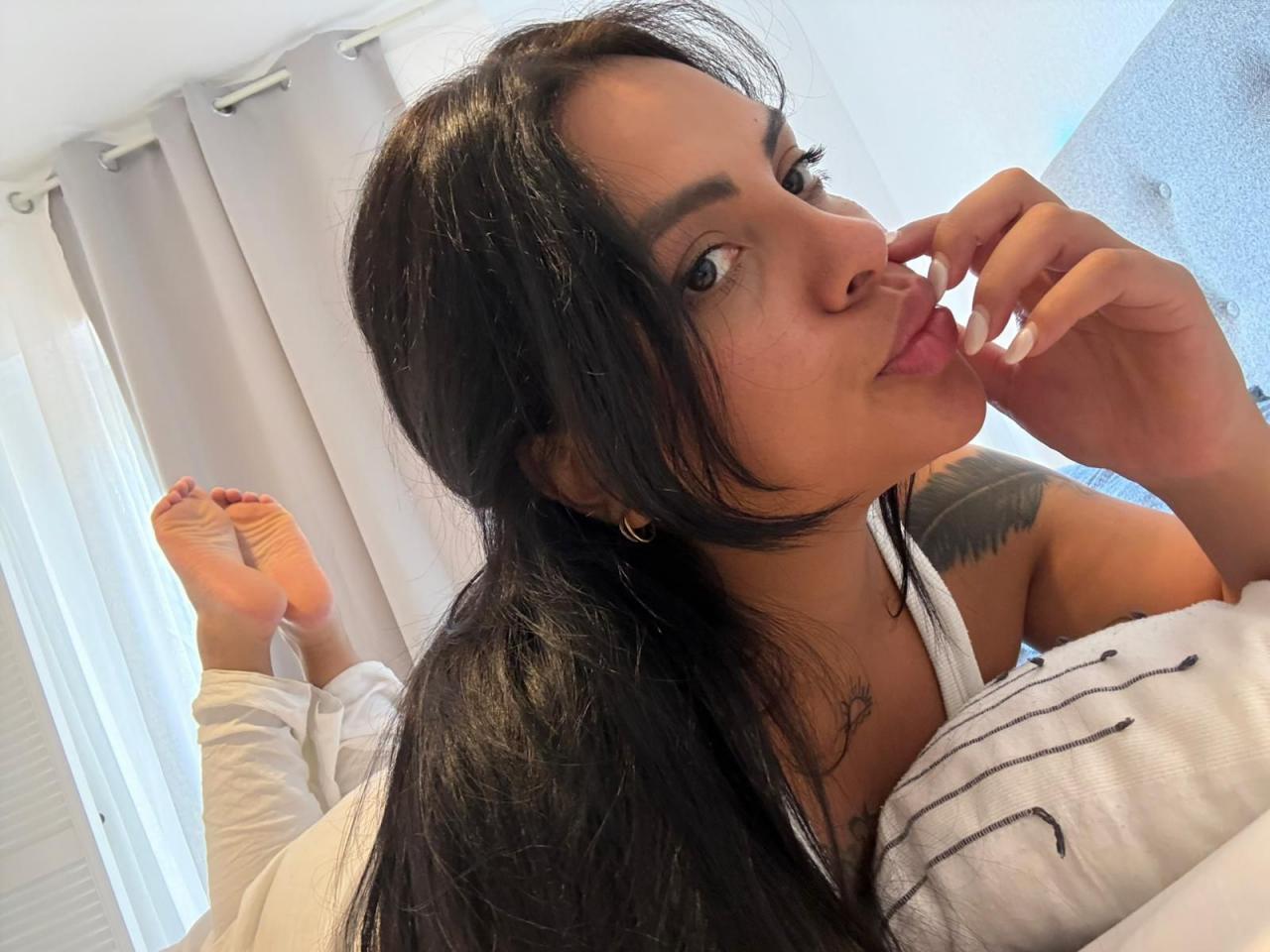 603202305: Chica busca chico en Granada