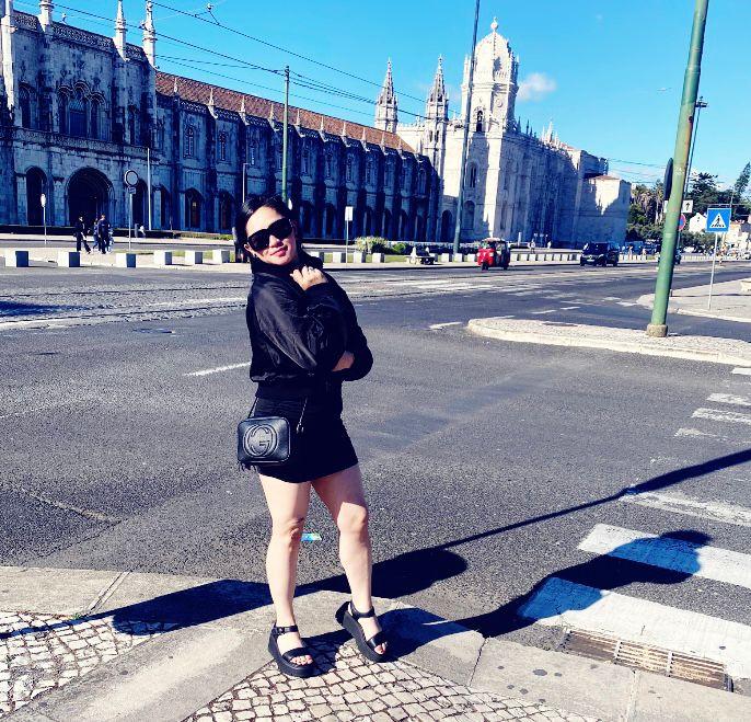 678717275: Chica busca chico en Cantabria