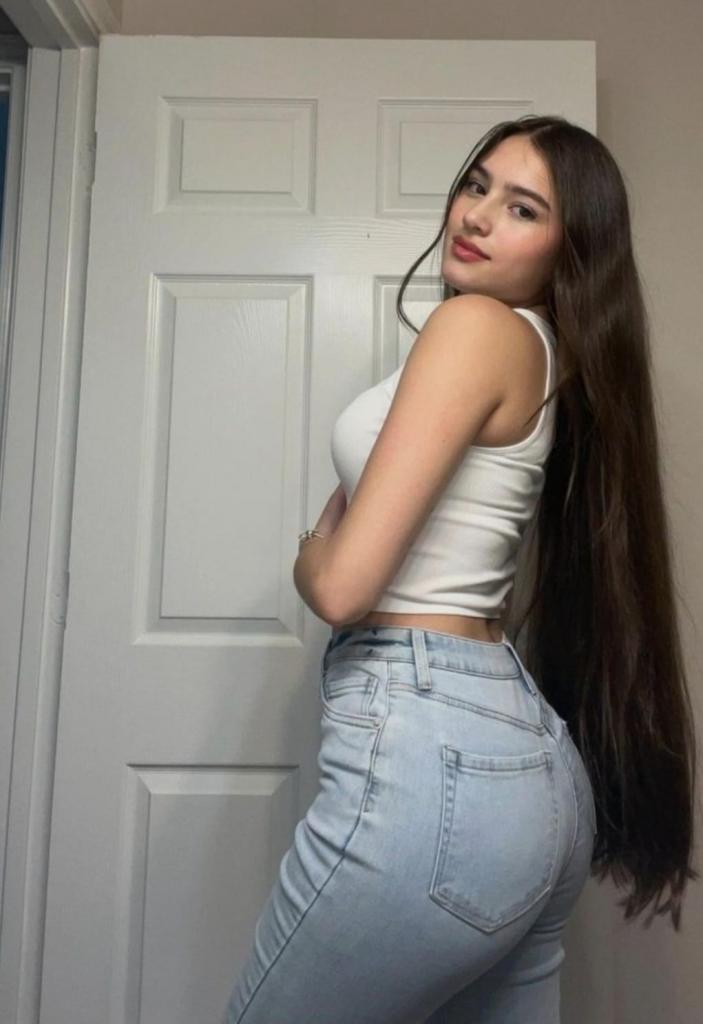 672279134: Chica busca chico en Málaga