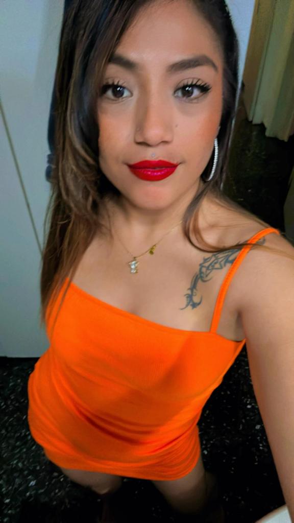 Chica busca chico en Barcelona: Chica busca chico