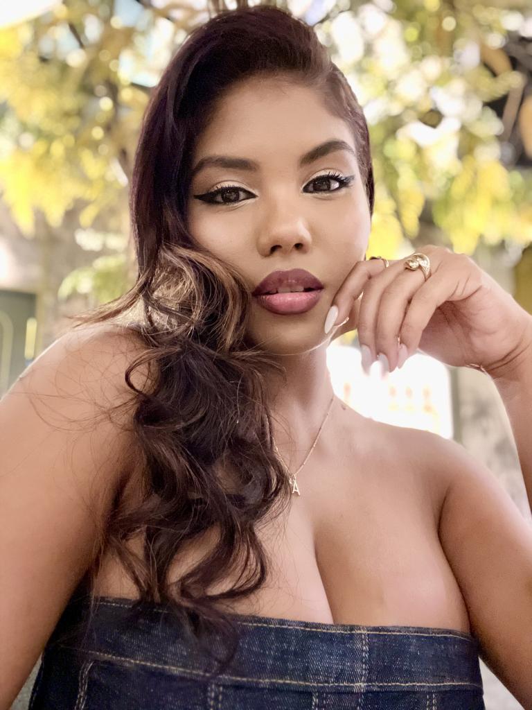 Chica busca chico en Sevilla: 