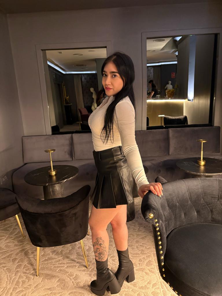 Chica busca chico en Jaén: 