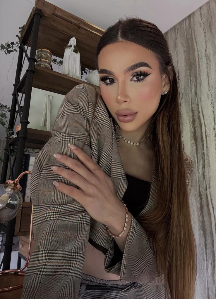 600050956: Transexual en Alicante