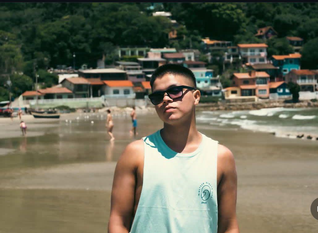 612279381: Chico busca chica en Barcelona