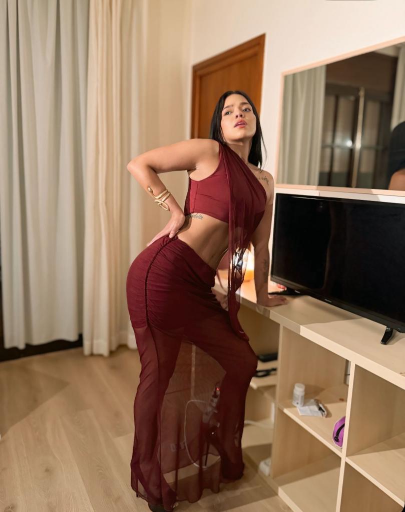 627532878: Chica busca chico en Lérida