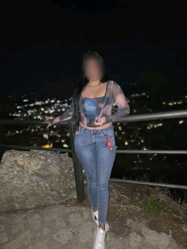 Chica busca chico en Cádiz: 