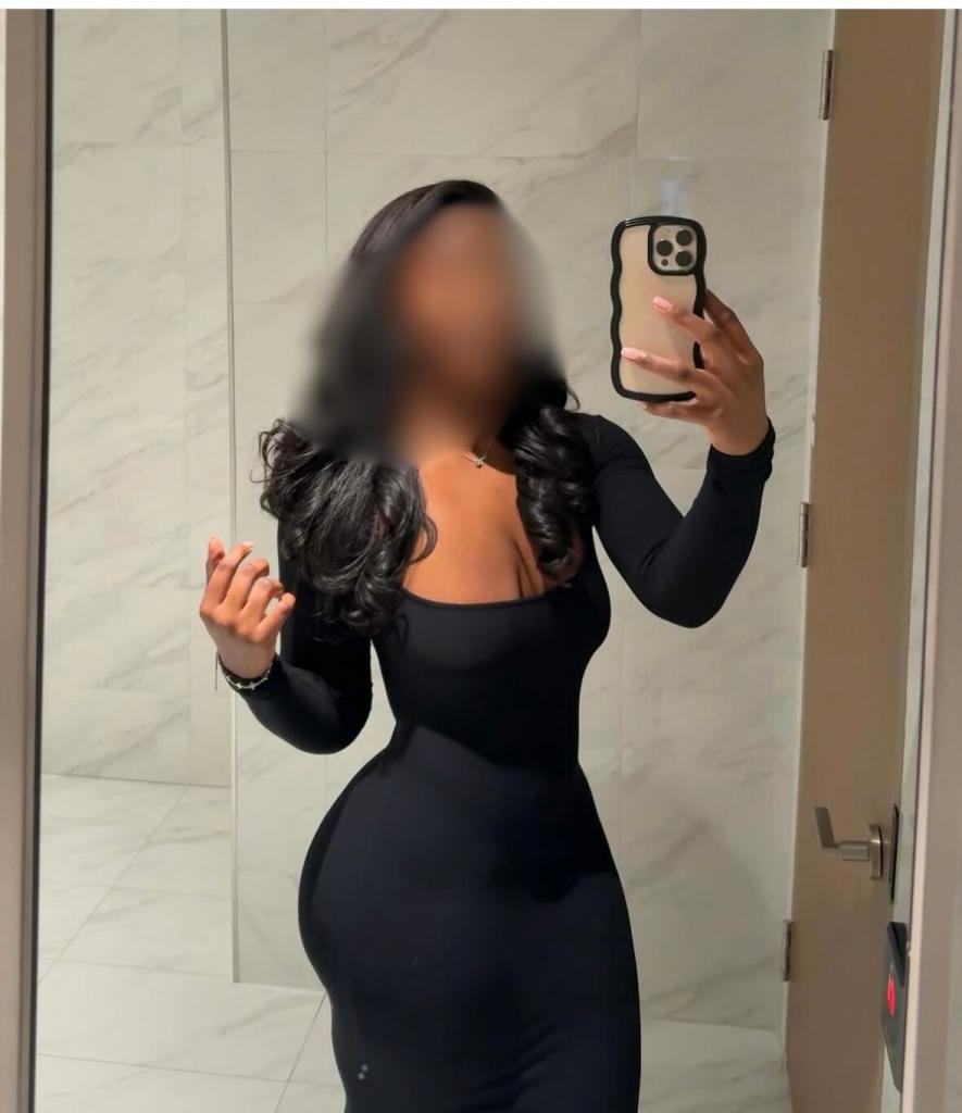 624365982: Chica busca chico en Cantabria