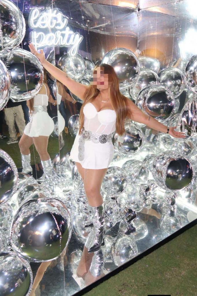 632181623: Chica busca chico en Soria