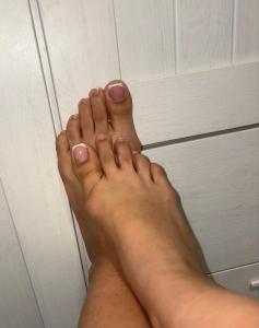 694267423: Chica busca chico en Alicante