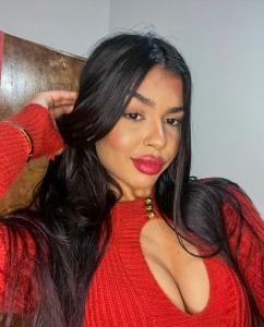 672599361: Chica busca chico en Alicante