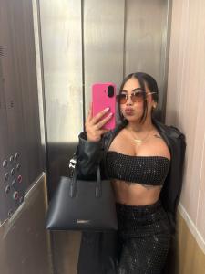 603930262: Chica busca chico en La Coruña