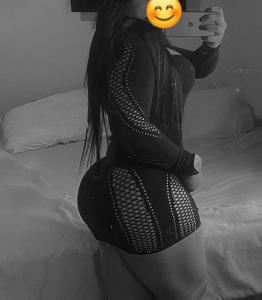 699869681: Chica busca chico en Tarragona