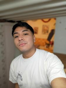 613385461: Chico busca chica en Madrid