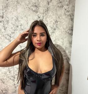 613965418: Chica busca chico en Córdoba