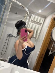 603930262: Chica busca chico en La Coruña