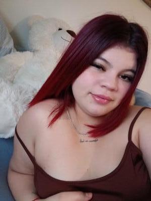 643895816: Chica busca chico en Sevilla