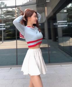 613457404: Chica busca chico en Valencia