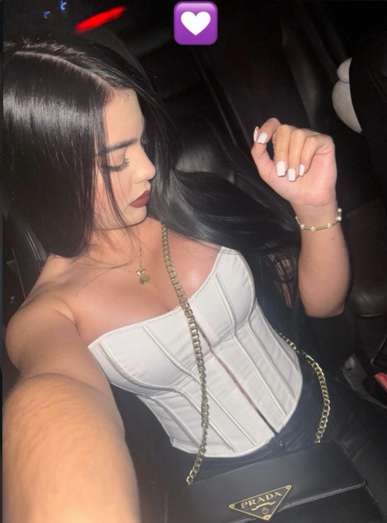 Chica busca chico en Almería: 