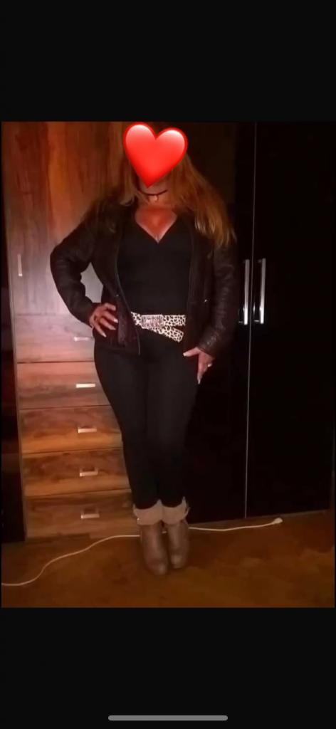 Chica busca chico en Lérida: 