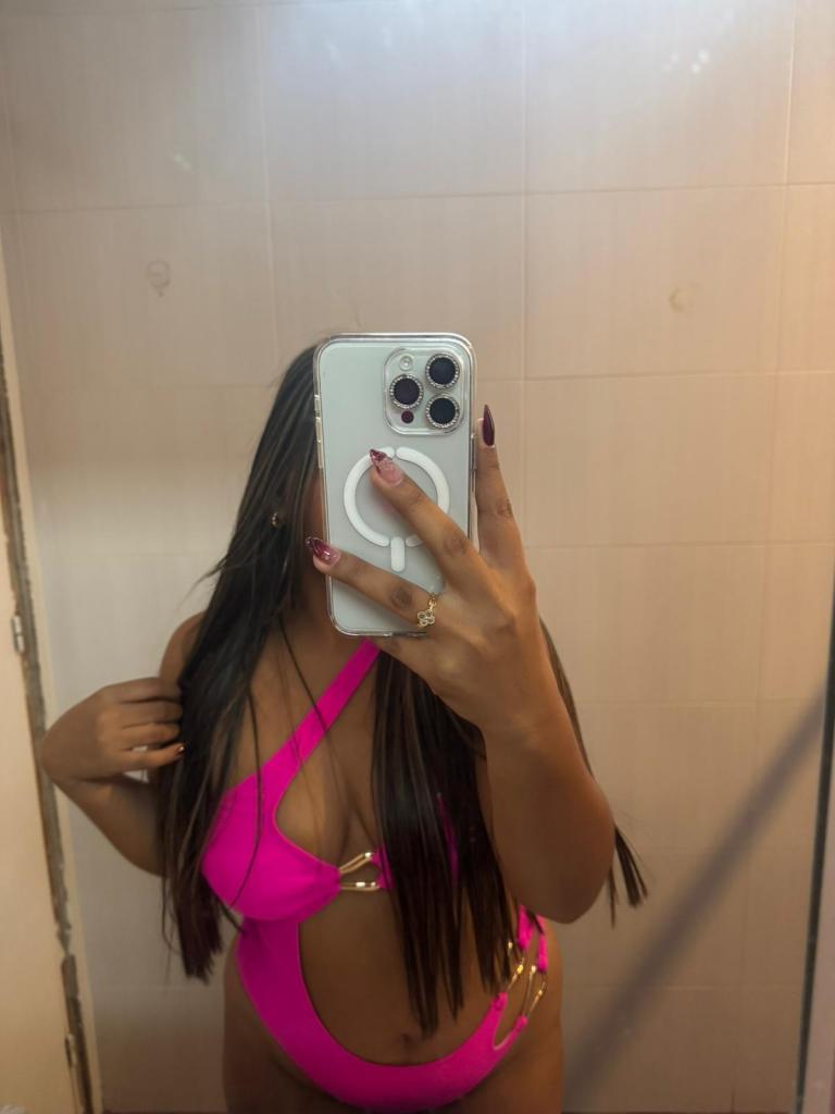 Chica busca chico en Córdoba: Chica busca chico