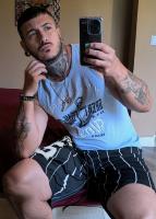 645567687: Chico busca chica en Cádiz