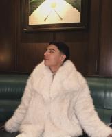 641092981: Chico busca chica en Barcelona